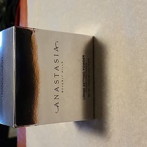 Anastasia Beverly Hills Loose Setting Powder NIB